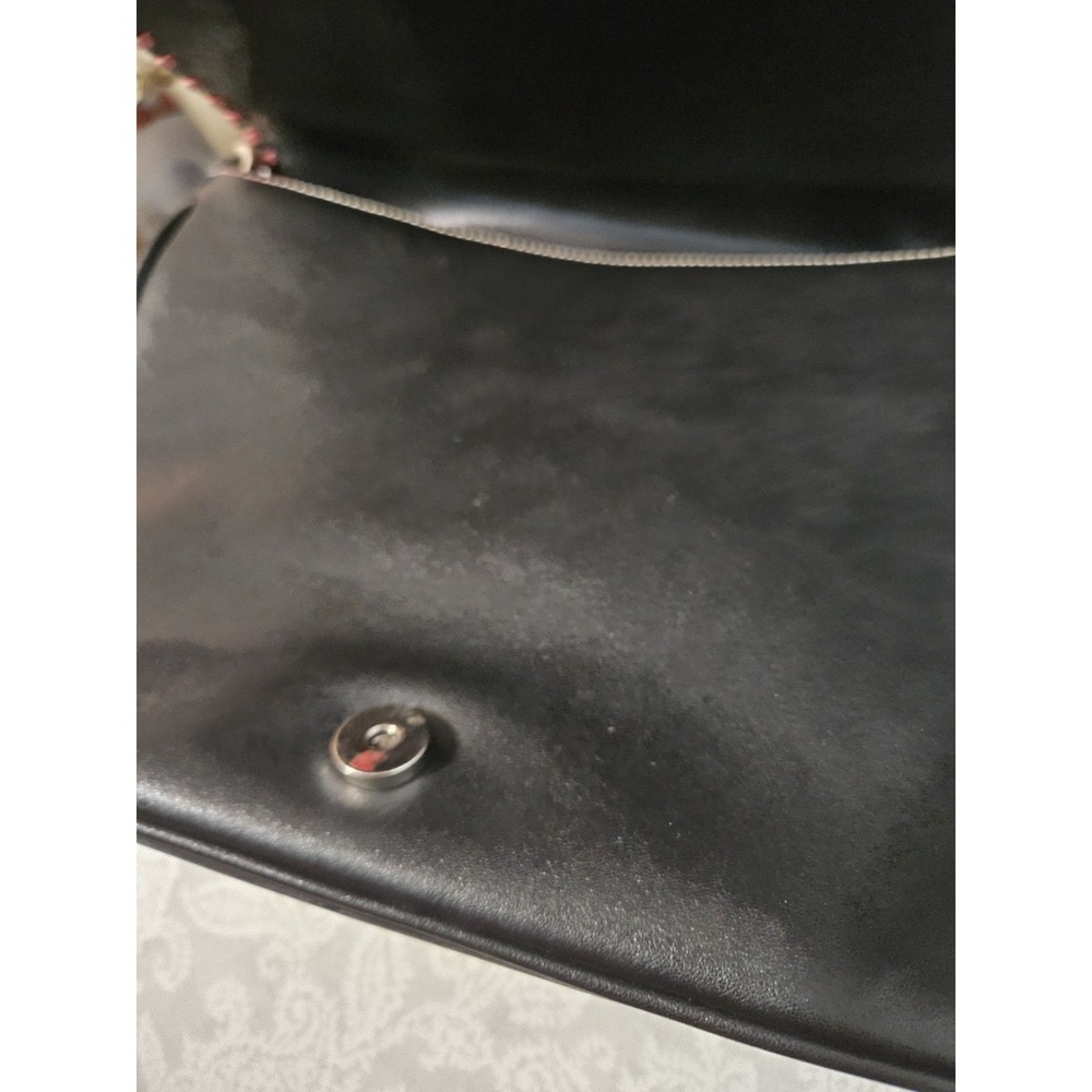 Vintage Adrienne Vittadini Black Leather Floral Embroidered Crossbody Handbag - Picture 3 of 8